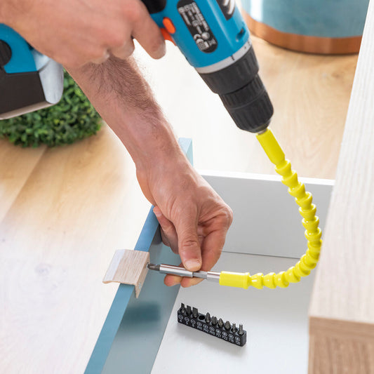 Flexible magnetic screwdriver extender with accessories