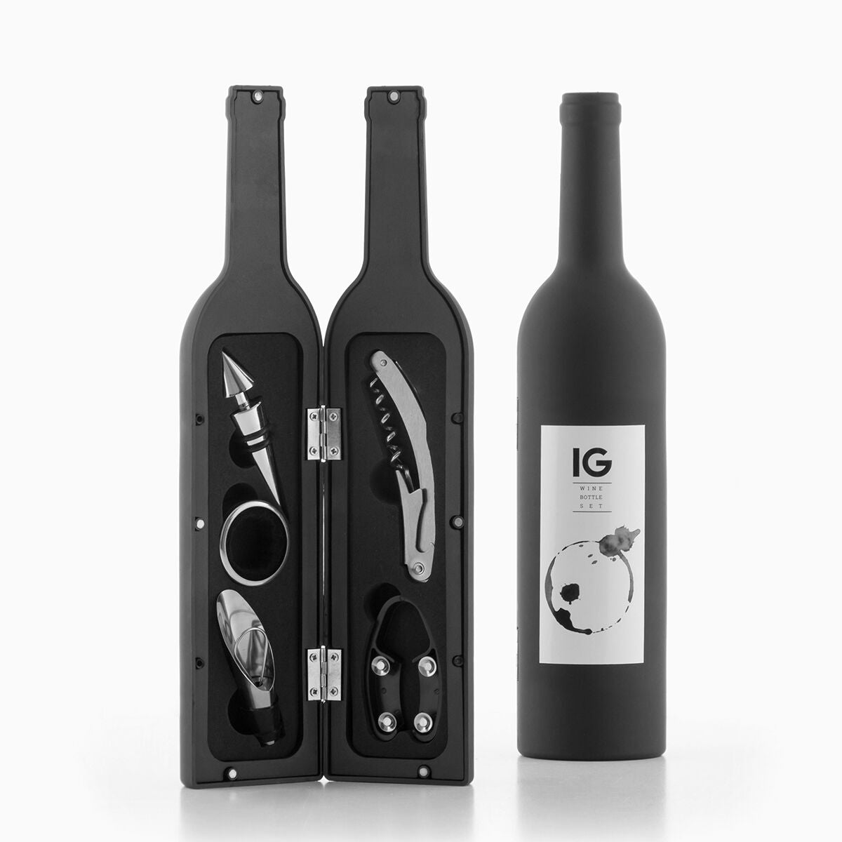 Wine bottle shape set with accessories